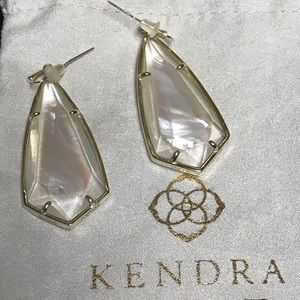 Kendra Scott “Carla” drop earrings